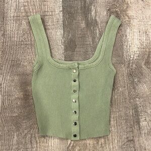 Stretchy green cropped tank with buttons